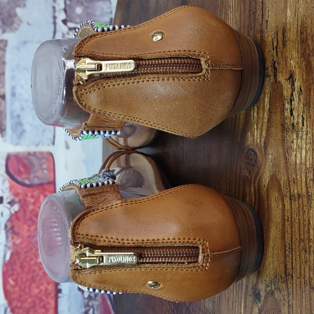 Pikolinos MASSAI Beaded Leather Sandals - Picture 5 of 12